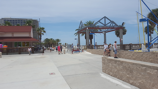 Eingang zur Strandpromenade